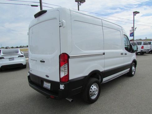 Used 2023 Ford Transit 250 Medium Roof AWD w/ Load Area Protection Package image 7
