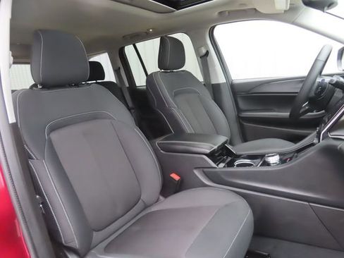 Used 2023 Jeep Grand Cherokee Laredo w/ Luxury Tech Group I image 25