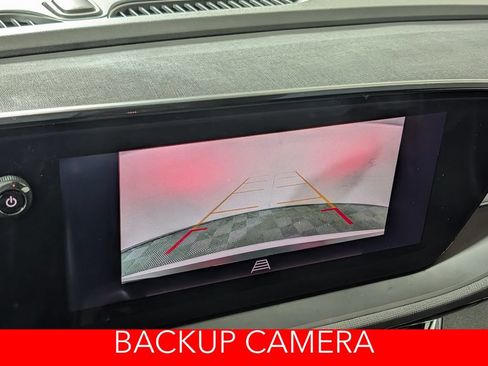 Used 2025 Buick Envista Sport Touring w/ Advanced Safety Package FWD image 9