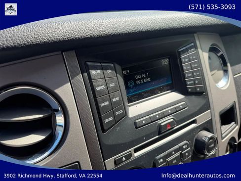 Used 2017 Ford Expedition XLT RWD image 22