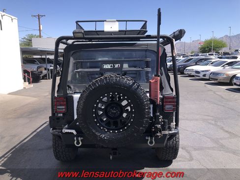 Used 2014 Jeep Wrangler Unlimited Sport AWD/4WD image 10