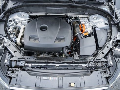 Used 2022 Volvo XC60 T8 Inscription w/ Advanced Package image 18