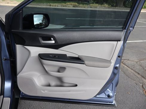 Used 2014 Honda CR-V LX image 26