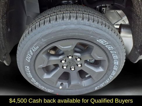 New 2026 RAM 1500 4x4 Crew Cab image 10