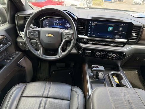 Used 2024 Chevrolet Silverado 1500 High Country w/ Technology Package image 24