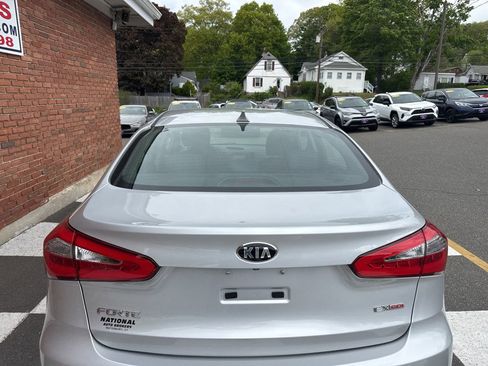 Used 2015 Kia Forte EX w/ Premium Package FWD image 8