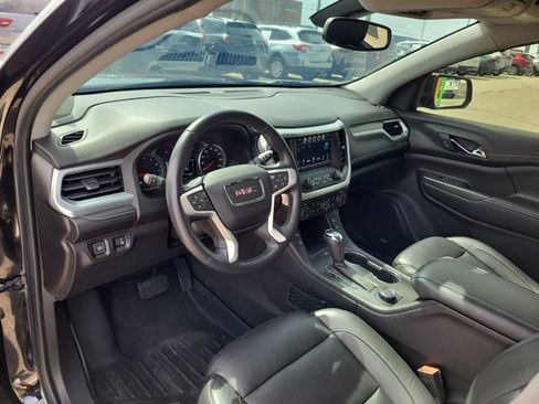 Used 2019 GMC Acadia SLT w/ Black Edition FWD image 17