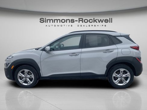 Used 2023 Hyundai Kona SEL w/ Cargo Package AWD/4WD image 2