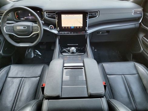 Certified 2024 Jeep Wagoneer L 4WD w/ Rear Seat Video Group 1 image 27