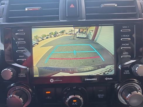 Used 2024 Toyota 4Runner TRD Off-Road Premium w/ Moonroof Package AWD/4WD image 28