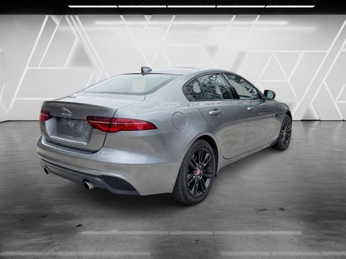 Used 2020 Jaguar XE S image 8