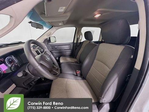 Used 2012 RAM 2500 ST w/ Chrome Appearance Group image 18