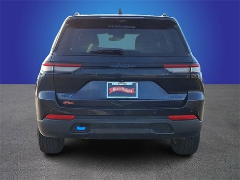 Used 2022 Jeep Grand Cherokee Trailhawk w/ Advanced Protech Group II image 5