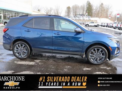 Used 2022 Chevrolet Equinox RS w/ Infotainment Package
