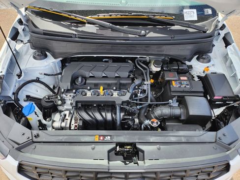 New 2026 Hyundai Venue SE image 9