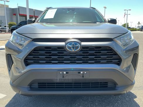 Used 2022 Toyota RAV4 LE AWD/4WD image 22