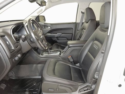 Used 2019 GMC Canyon All Terrain w/ Trailering Package image 10