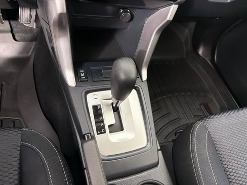 Used 2016 Subaru Forester 2.5i Premium w/ All-Weather Package AWD/4WD image 17