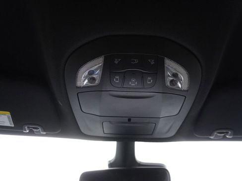 New 2026 Chrysler Voyager LX image 27