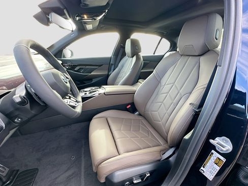 New 2026 BMW 530i w/ M Sport Package RWD image 15