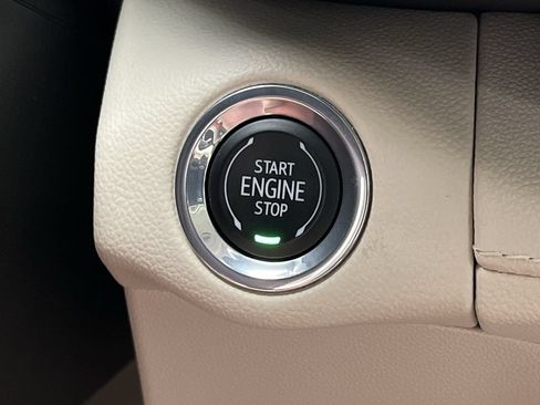 Certified 2023 Buick Envision Avenir AWD/4WD image 22