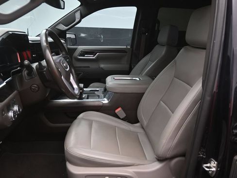 Used 2022 GMC Sierra 1500 SLT RWD image 18