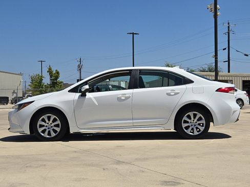 Certified 2023 Toyota Corolla LE FWD image 2