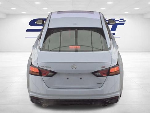 Used 2025 Nissan Altima 2.5 SR w/ SR Premium Package AWD/4WD image 7