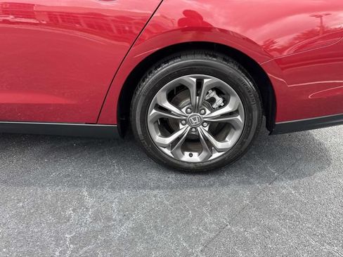 Certified 2024 Honda Accord EX image 11