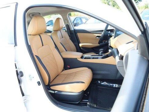 Used 2024 Nissan Sentra SV w/ SV Premium Package FWD image 24
