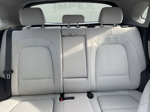 Used 2023 Hyundai Kona SE image 11