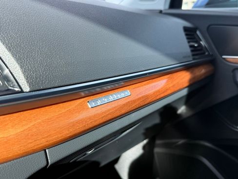 Used 2022 Audi Q5 2.0T Premium Plus w/ Premium Plus Package image 42