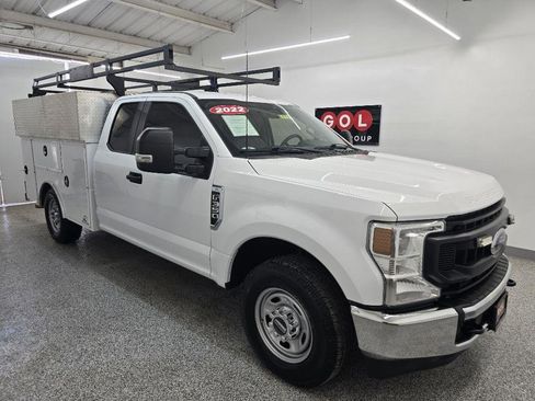 Used 2022 Ford F350 XL w/ Power Equipment Group image 1