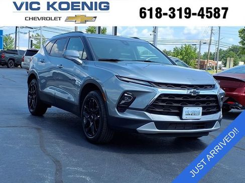 Used 2024 Chevrolet Blazer LT w/ Convenience Package FWD image 1