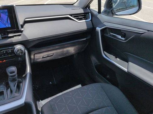 Certified 2023 Toyota RAV4 XLE w/ Convenience Package FWD image 17