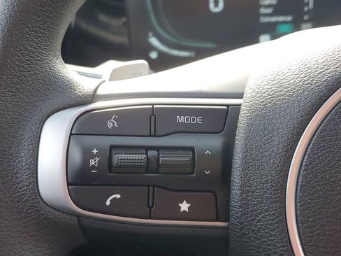 Used 2023 Kia Sportage LX image 20