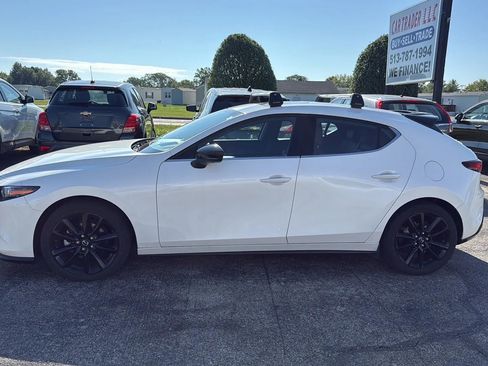 Used 2023 MAZDA MAZDA3 Premium Plus Hatchback 4D image 2