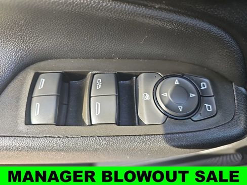 Used 2023 Chevrolet Equinox LT AWD/4WD image 27