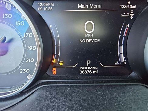 Used 2022 Maserati Levante Modena S image 11