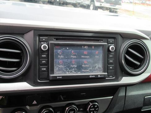 Used 2016 Toyota Tacoma SR5 image 22