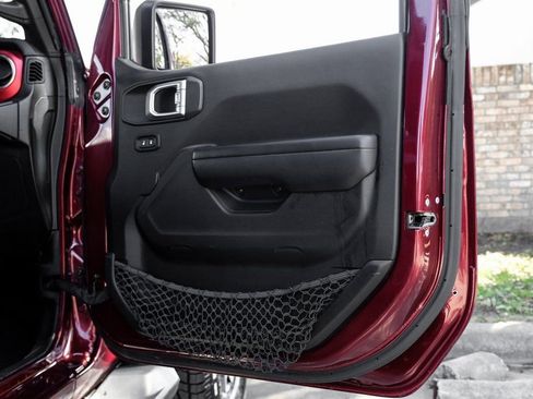 Used 2021 Jeep Wrangler Unlimited Rubicon image 58