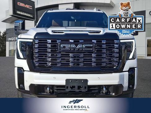 Used 2025 GMC Sierra 2500 Denali Ultimate w/ Max Trailering Package image 3