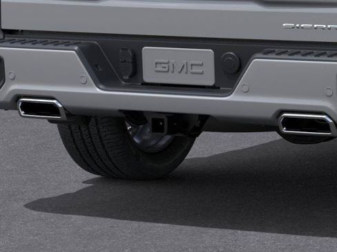 Used 2025 GMC Sierra 1500 Denali AWD/4WD image 14