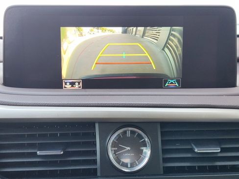 Used 2020 Lexus RX 350L FWD w/ Premium Package image 17