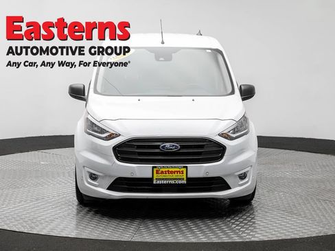 Used 2022 Ford Transit Connect XLT FWD image 2