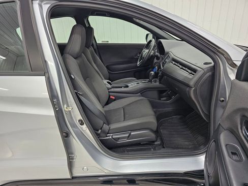 Used 2020 Honda HR-V Sport image 19