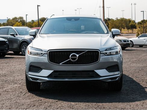 Used 2018 Volvo XC60 T5 Momentum w/ Convenience Package AWD/4WD image 2
