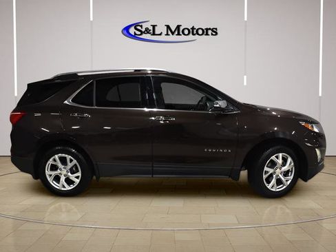 Used 2020 Chevrolet Equinox Premier AWD/4WD image 8
