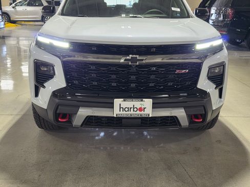 New 2026 Chevrolet Traverse Z71 image 9