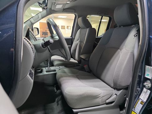 Used 2019 Nissan Frontier SV RWD image 15